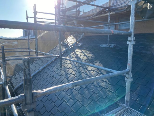 三木市で屋根カバー工法実施